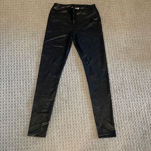 LEGGINGS (black)(shiny)